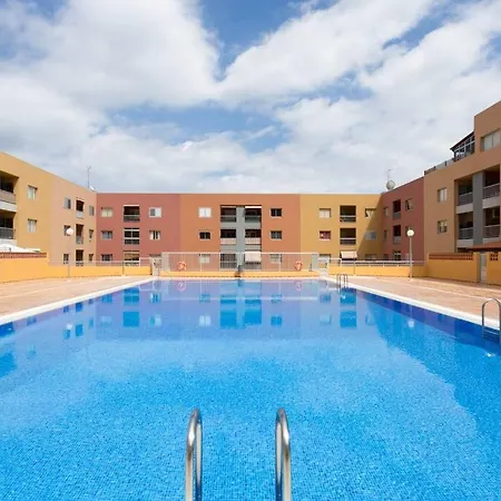 Calido Apartamento, Piscina, Wi-fi *
