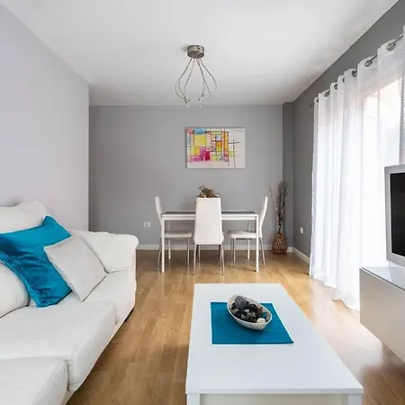 Calido Apartamento, Piscina, Wi-fi Apartment
